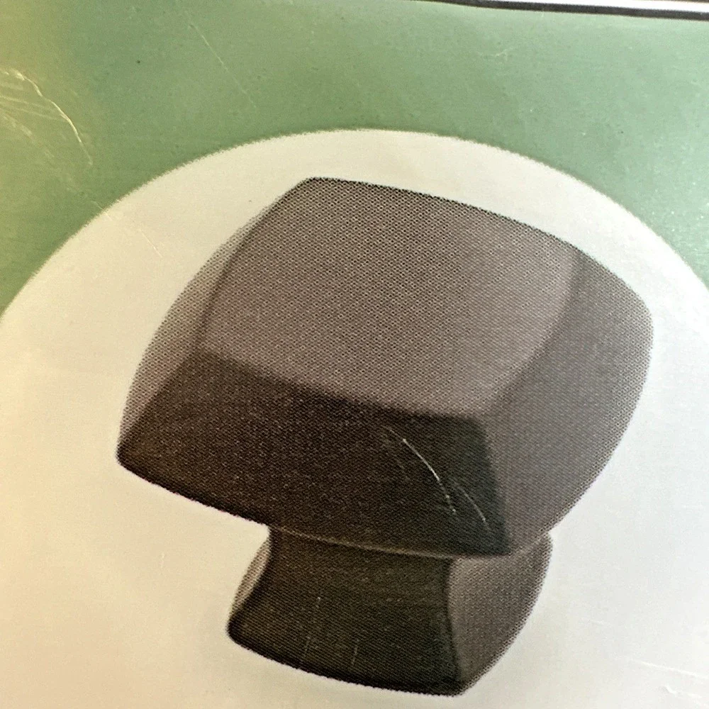Liberty 10-Pack Mandara 1-1/4 in. Classic Cocoa Bronze Square Cabinet Knobs NIB